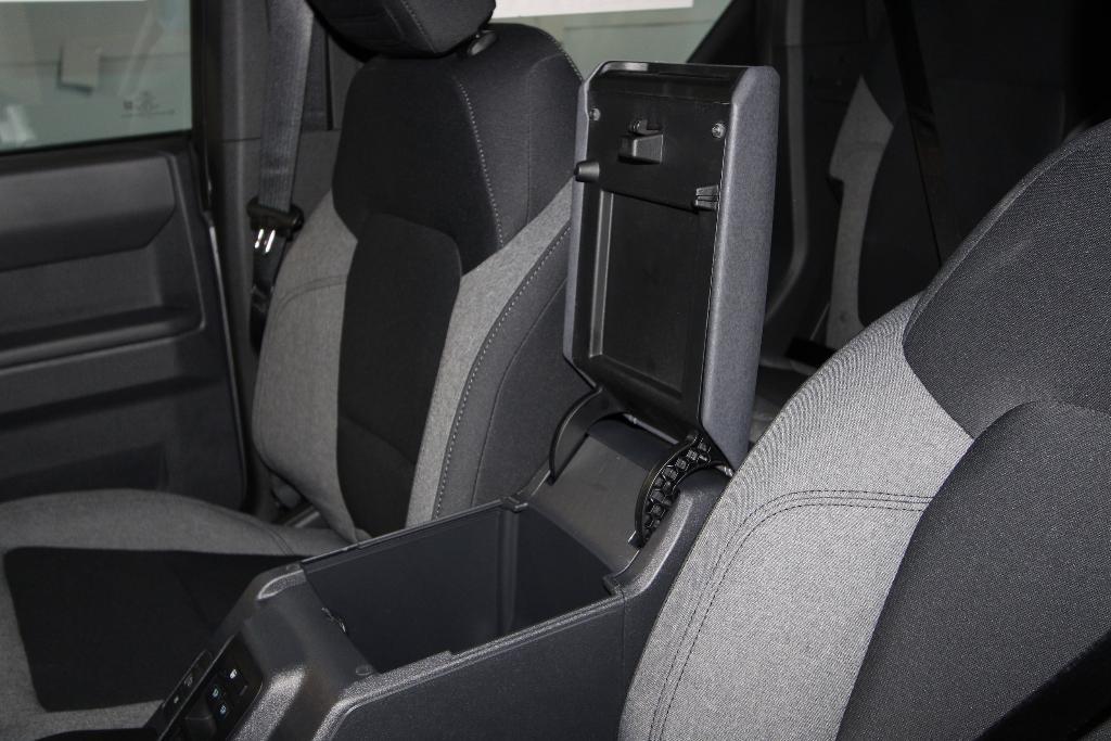 new 2025 Ford Bronco car, priced at $45,914