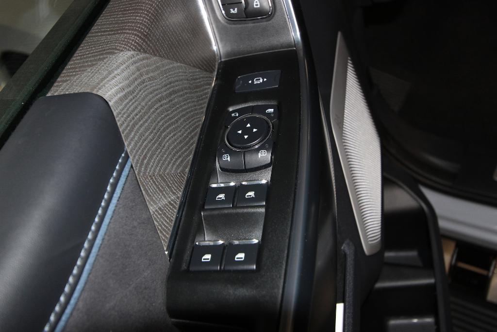 new 2025 Ford F-250 car, priced at $98,295