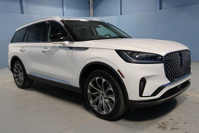 new 2025 Lincoln Aviator car, priced at $60,880