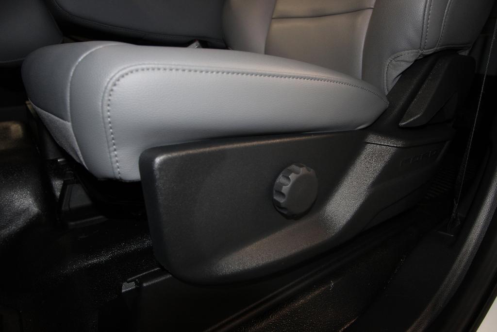 new 2025 Ford F-450 car, priced at $74,585