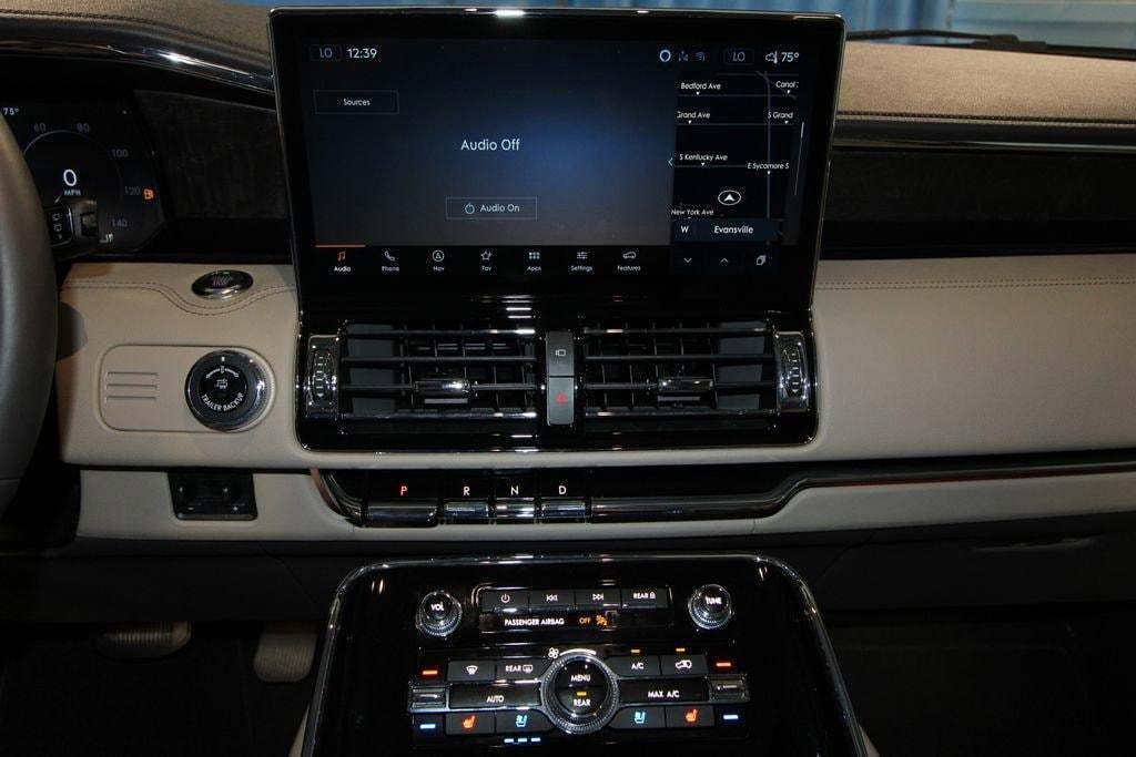 used 2023 Lincoln Navigator L car, priced at $86,600