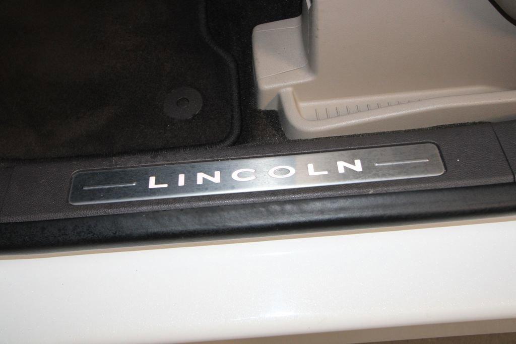 used 2023 Lincoln Nautilus car, priced at $42,991