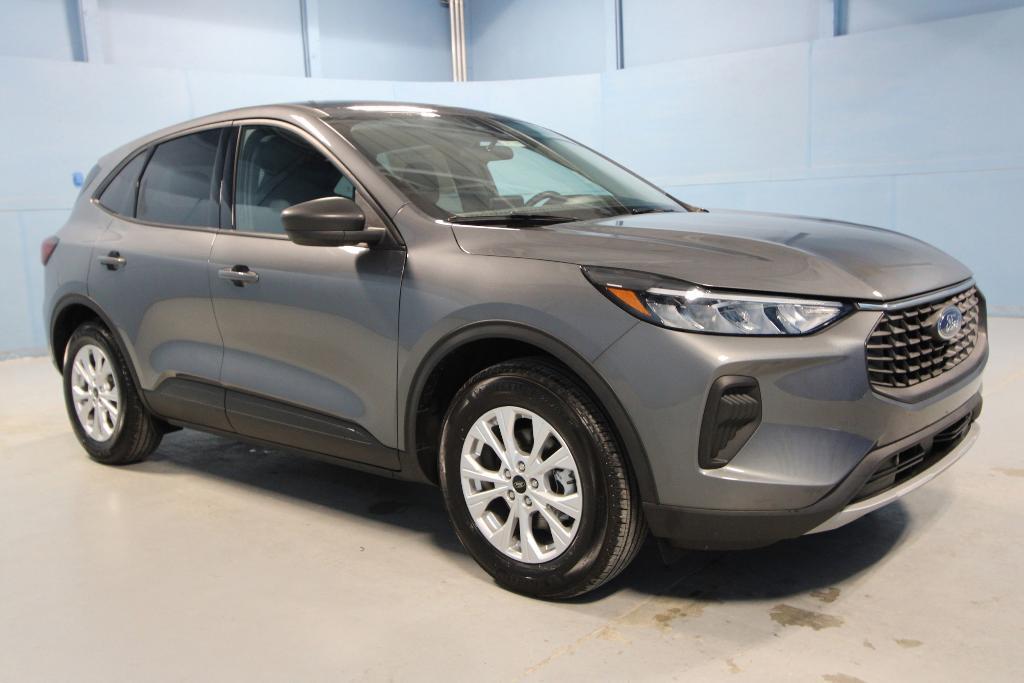 new 2025 Ford Escape car, priced at $30,461