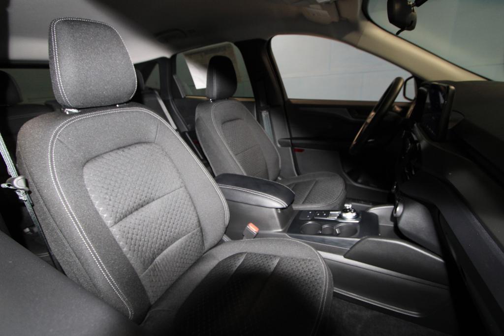 new 2025 Ford Escape car, priced at $30,461