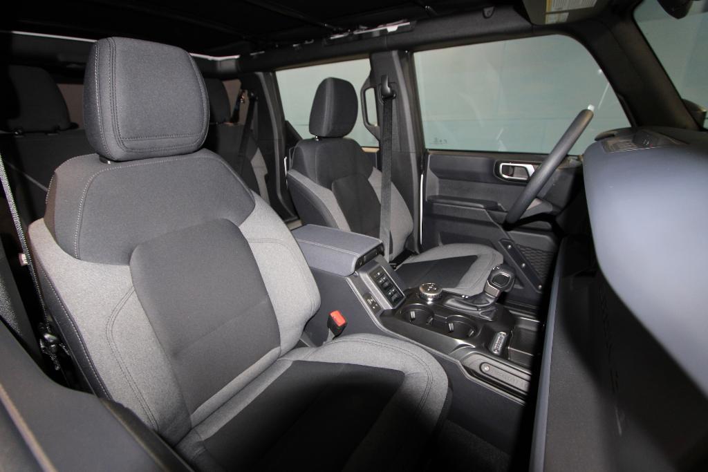 new 2025 Ford Bronco car, priced at $39,654