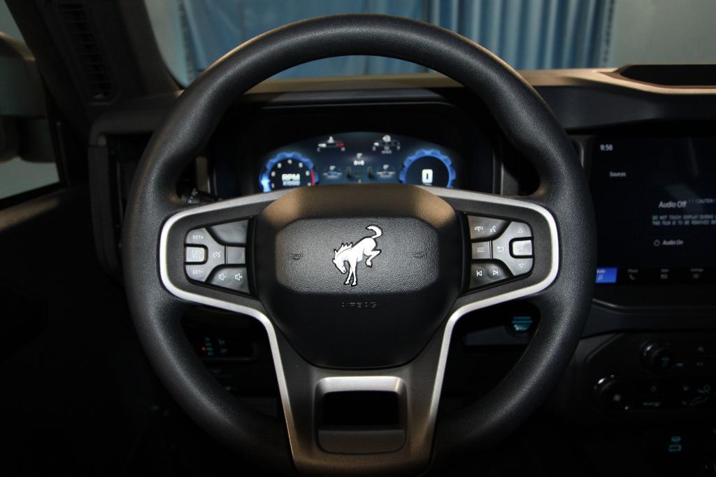 new 2025 Ford Bronco car, priced at $39,654