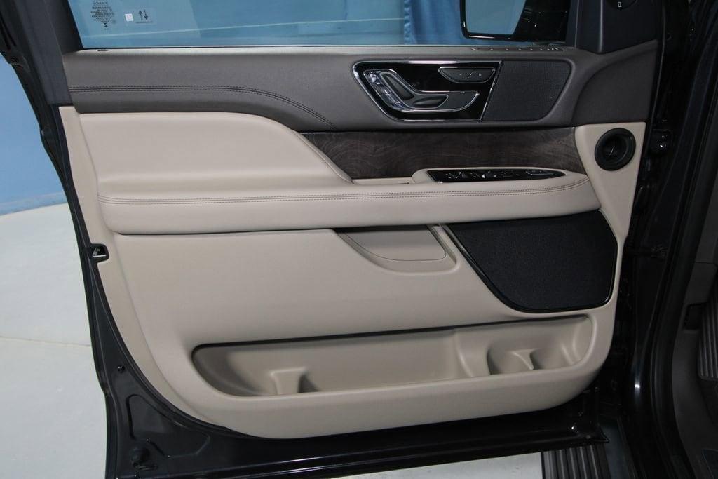 used 2024 Lincoln Navigator car, priced at $79,991