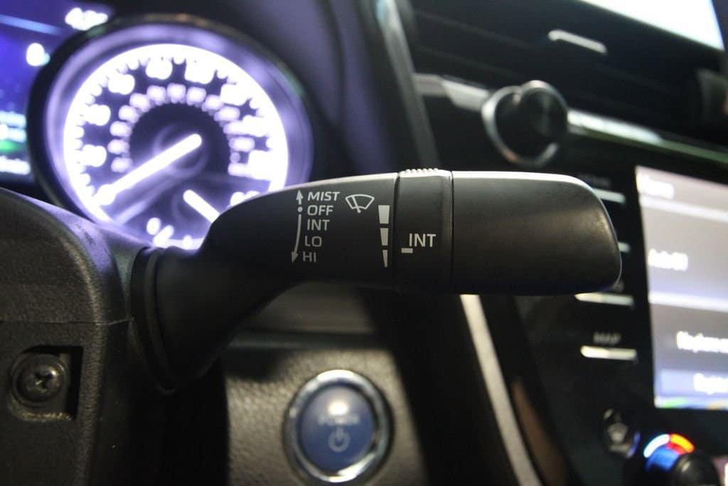 used 2020 Toyota Camry Hybrid car, priced at $24,991