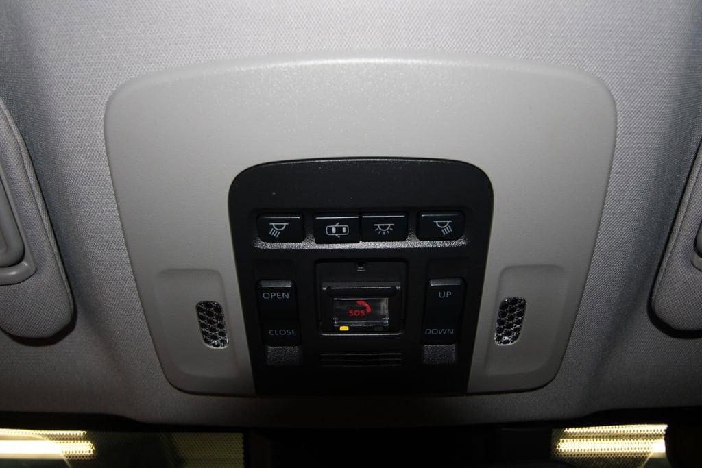 used 2020 Toyota Camry Hybrid car, priced at $24,991