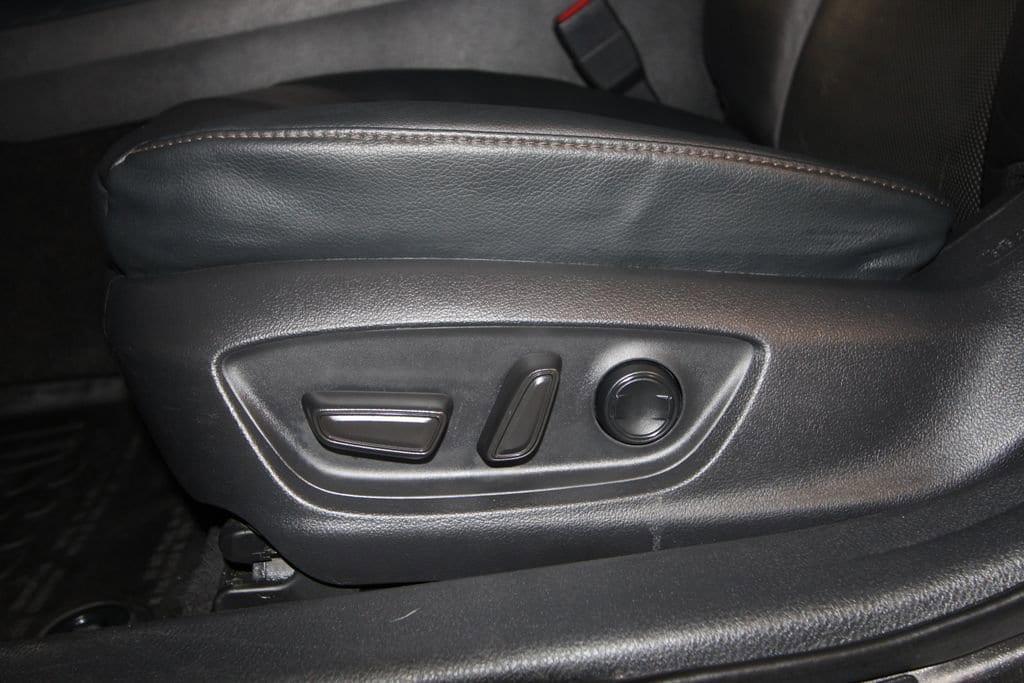 used 2020 Toyota Camry Hybrid car, priced at $24,991