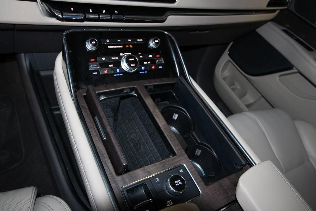 used 2024 Lincoln Navigator car, priced at $79,991