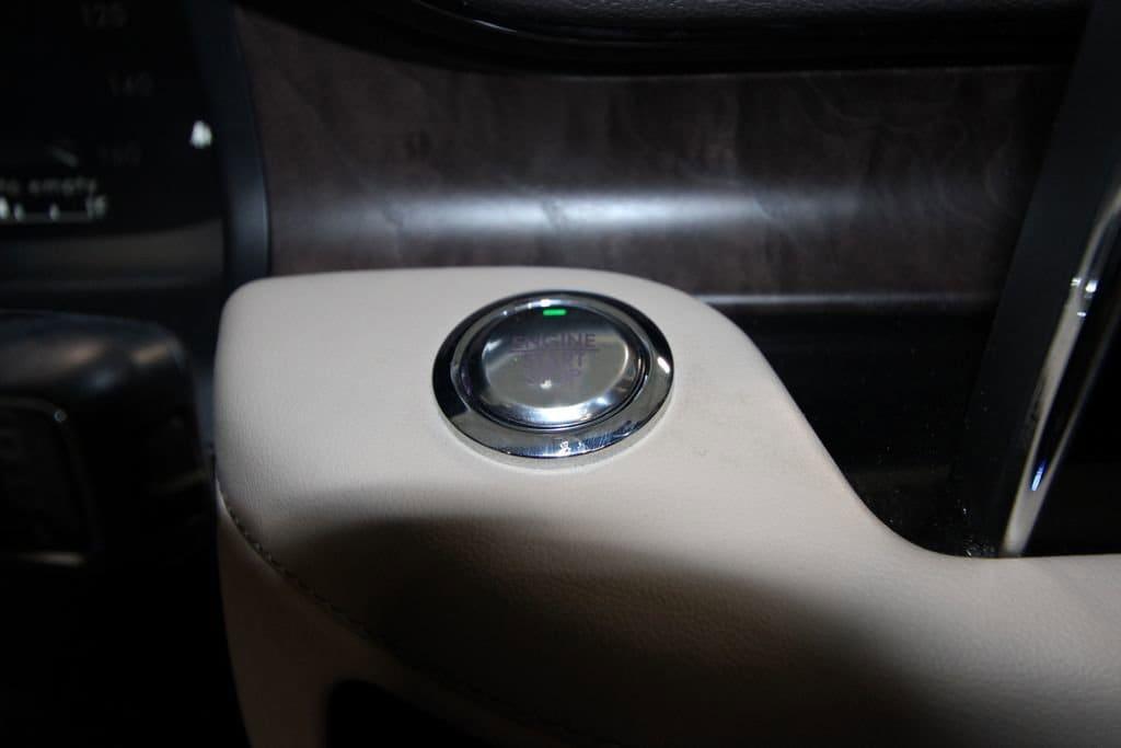 used 2023 Lincoln Aviator car, priced at $44,070