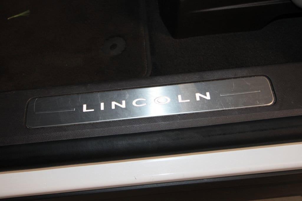 used 2023 Lincoln Aviator car, priced at $44,070