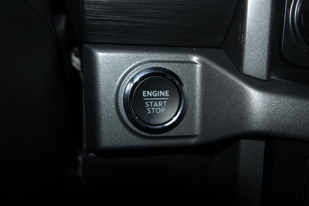 new 2025 Ford F-150 car, priced at $61,307