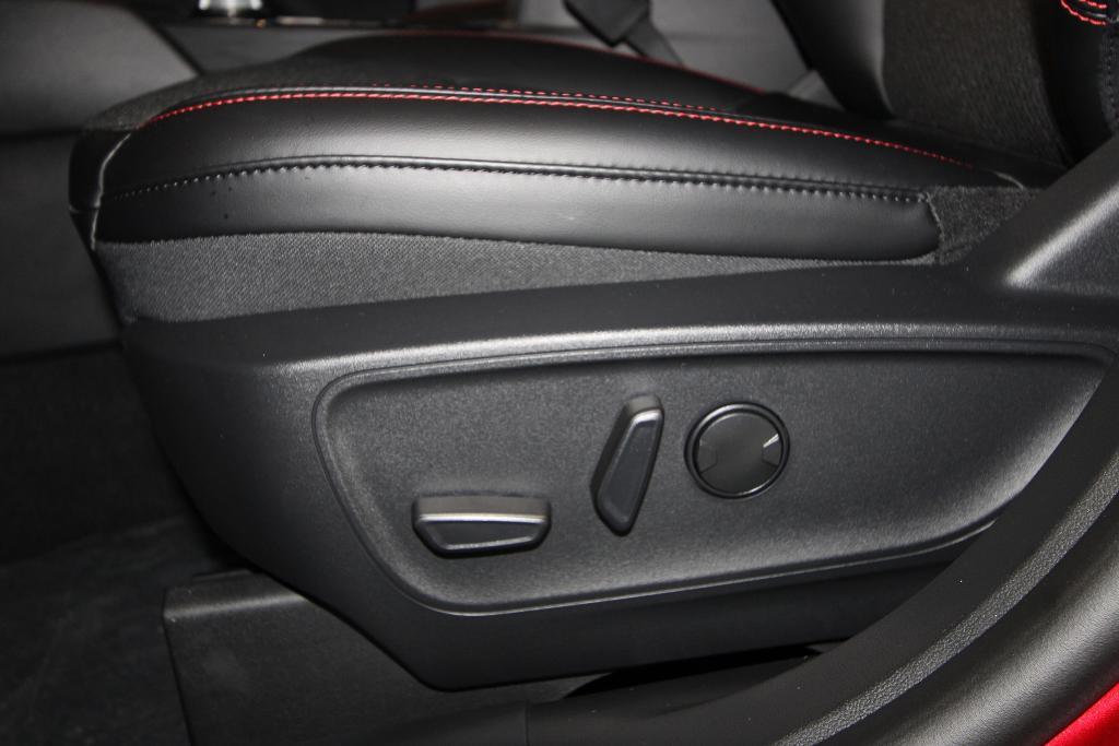 new 2025 Ford Escape car, priced at $33,637