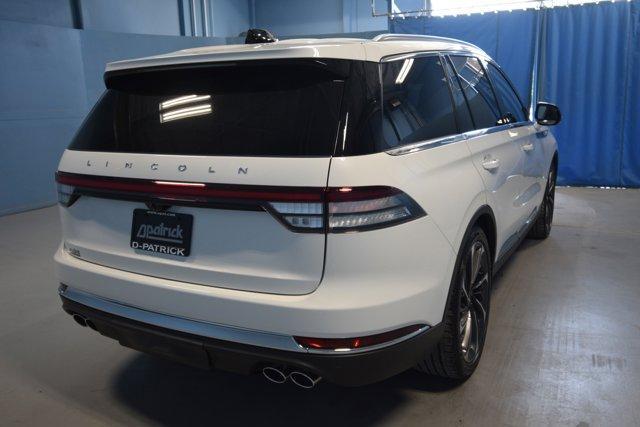 new 2025 Lincoln Aviator car, priced at $77,685