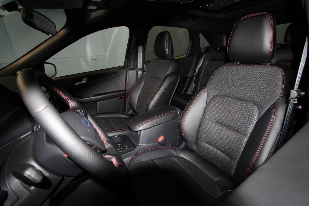new 2025 Ford Escape car, priced at $35,129