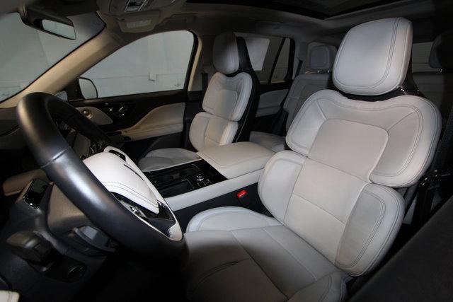new 2025 Lincoln Aviator car, priced at $72,220