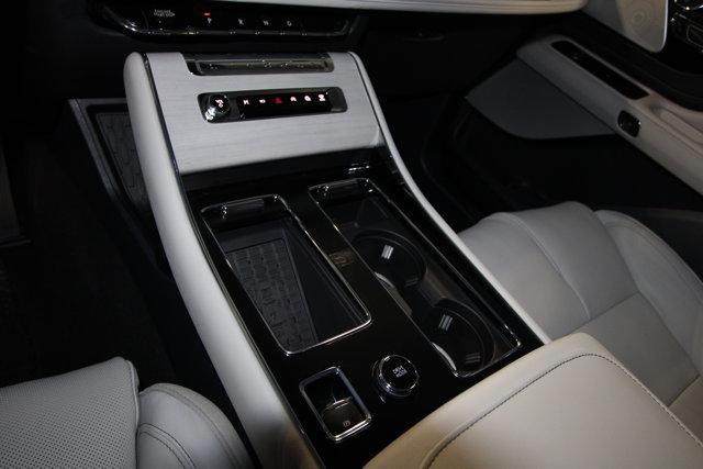 new 2025 Lincoln Aviator car, priced at $72,220