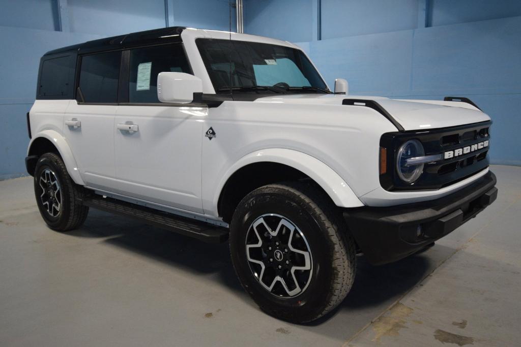 new 2024 Ford Bronco car, priced at $48,090