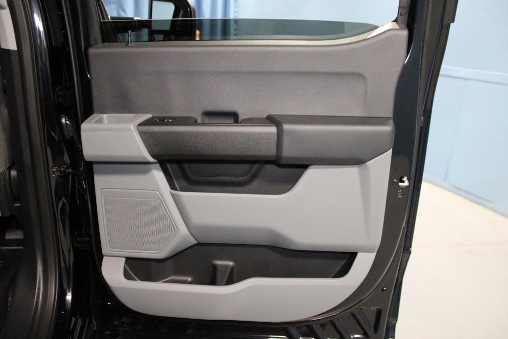 new 2025 Ford F-250 car, priced at $69,305