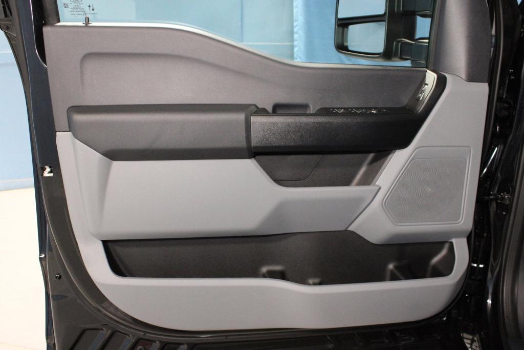 new 2025 Ford F-250 car, priced at $69,305