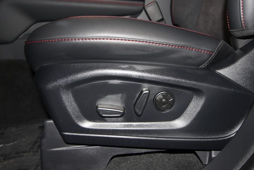 new 2025 Ford Explorer car, priced at $57,580