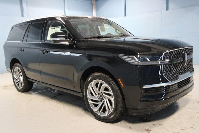new 2025 Lincoln Navigator car, priced at $101,375