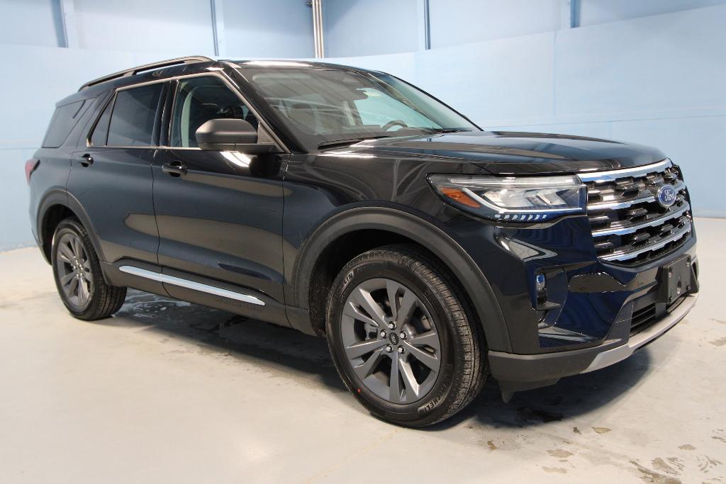 new 2025 Ford Explorer car, priced at $46,714