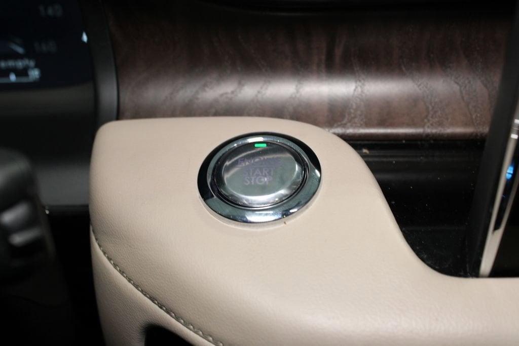 used 2022 Lincoln Aviator car, priced at $56,004