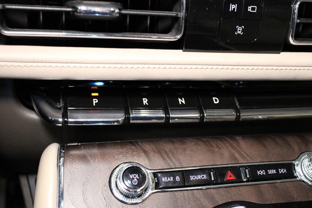 used 2022 Lincoln Aviator car, priced at $56,004