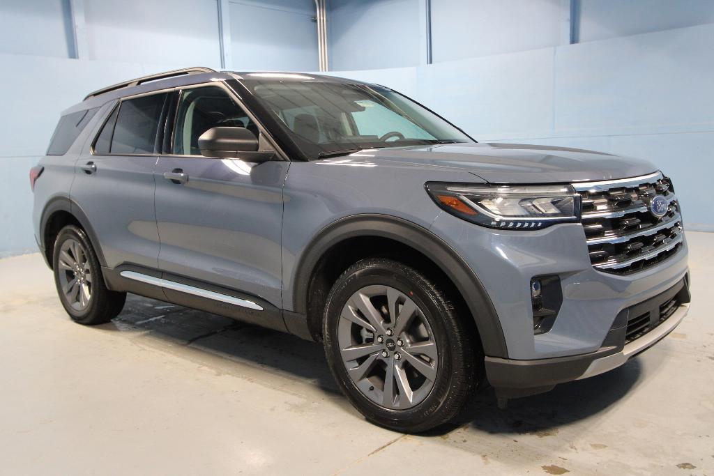new 2025 Ford Explorer car, priced at $47,158