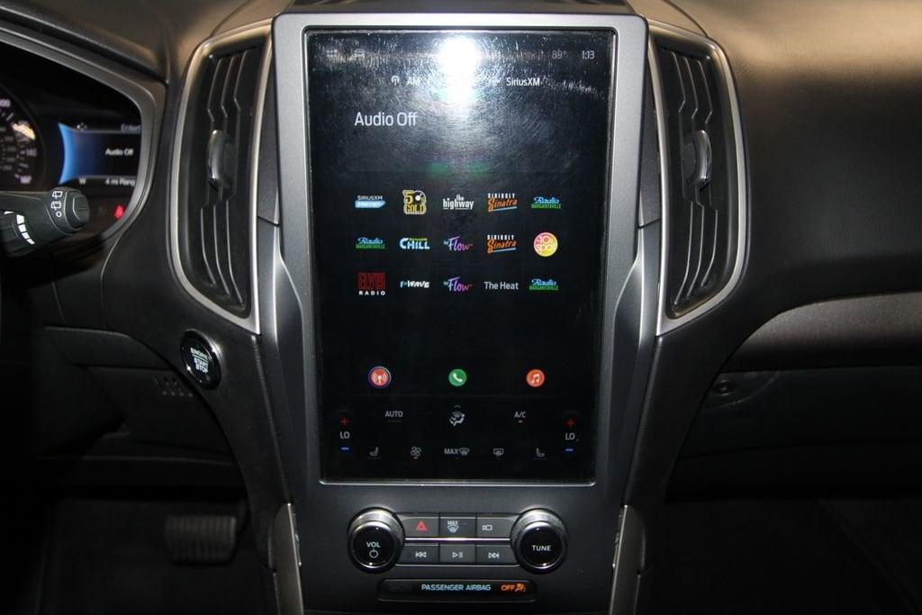 used 2024 Ford Edge car, priced at $29,899