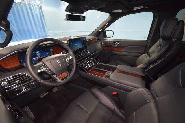 new 2024 Lincoln Navigator car, priced at $91,262