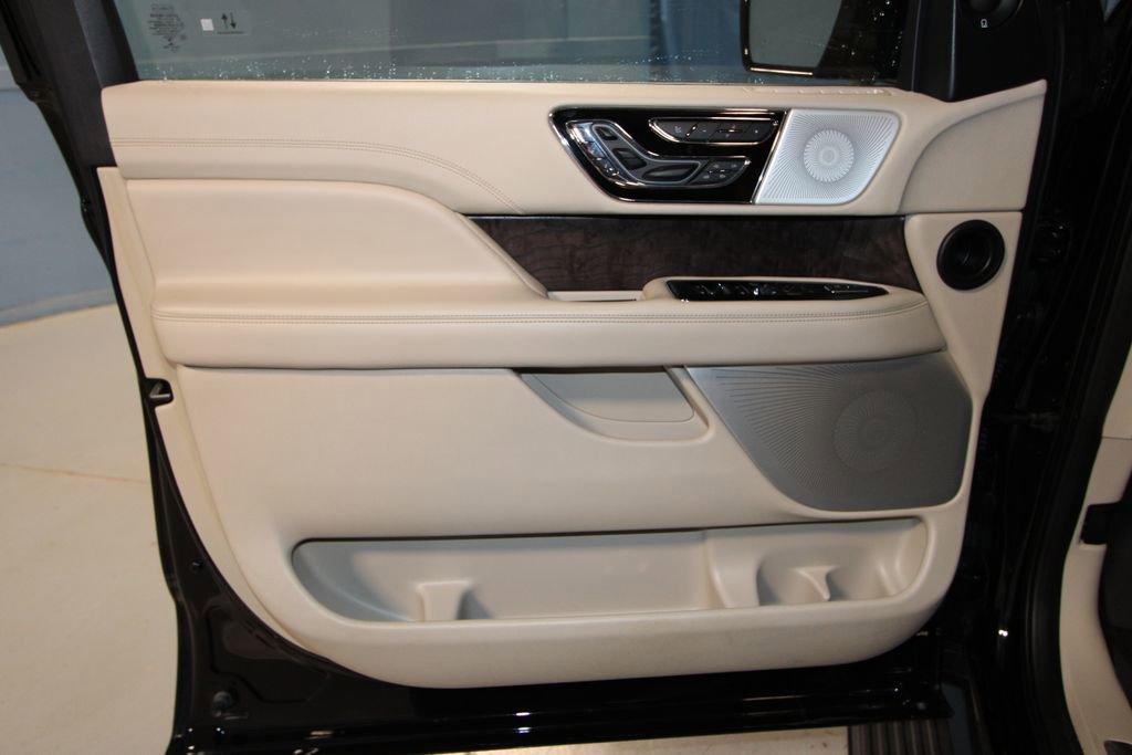 used 2021 Lincoln Navigator car, priced at $41,991