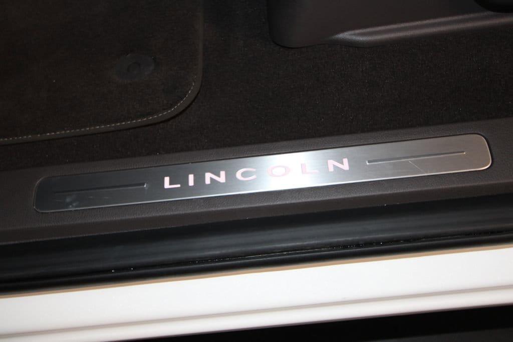 used 2024 Lincoln Navigator L car, priced at $87,991