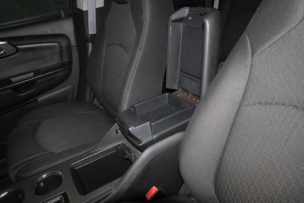 used 2011 Chevrolet Traverse car, priced at $8,991