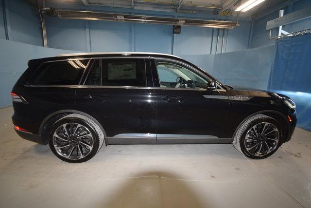 new 2025 Lincoln Aviator car, priced at $76,700