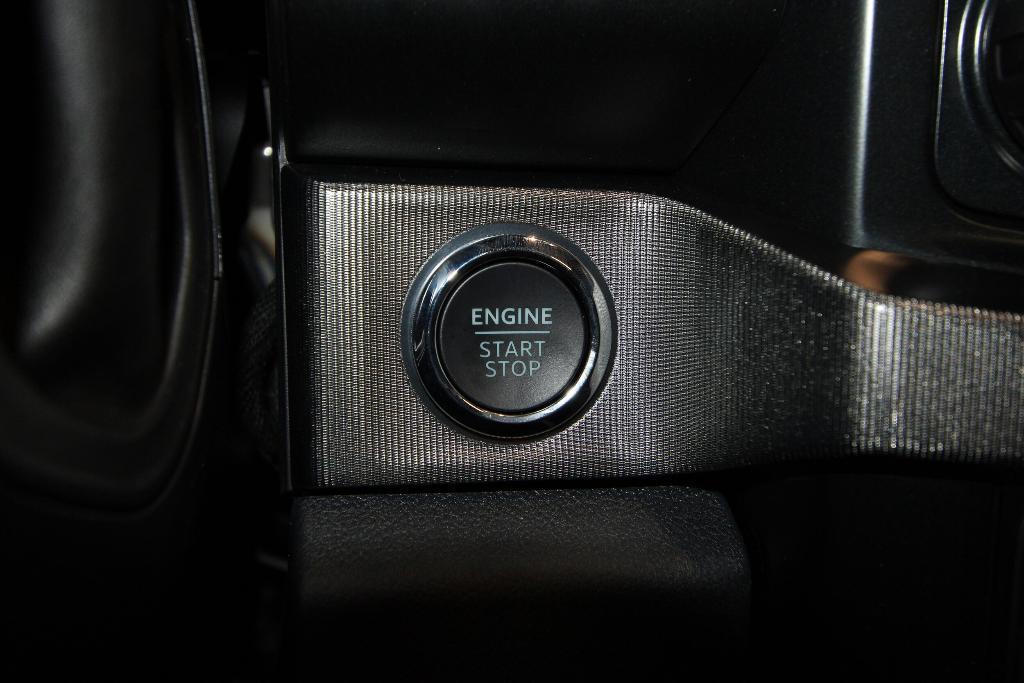 new 2025 Ford F-250 car, priced at $96,925