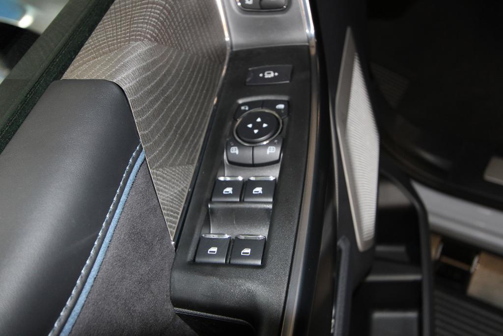 new 2025 Ford F-250 car, priced at $96,925