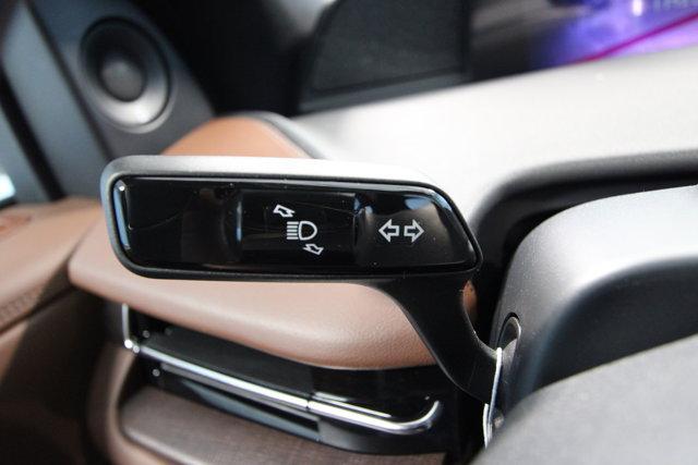 new 2025 Lincoln Navigator car, priced at $103,265