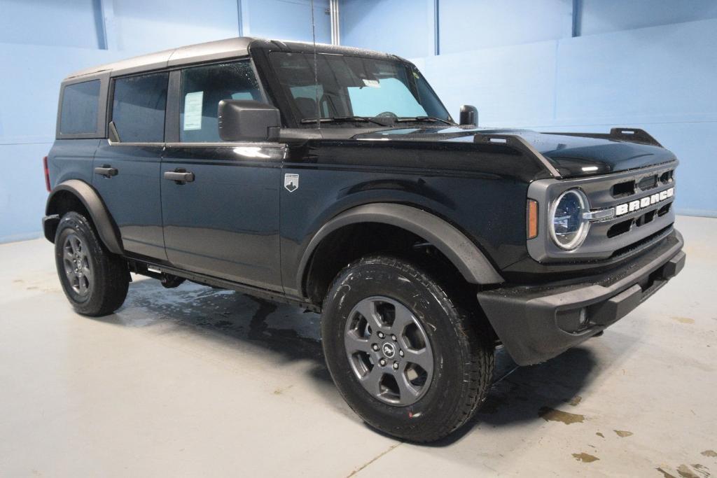 new 2024 Ford Bronco car, priced at $41,057