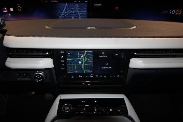 new 2025 Lincoln Navigator L car, priced at $106,925