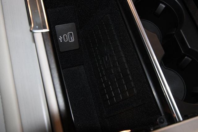 new 2025 Lincoln Navigator L car, priced at $106,925