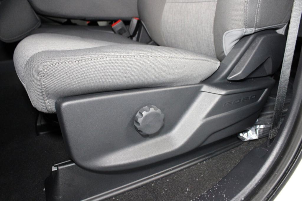 new 2025 Ford F-250 car, priced at $57,790