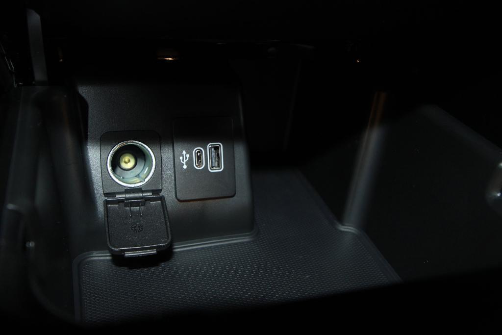 new 2025 Ford Explorer car, priced at $57,078