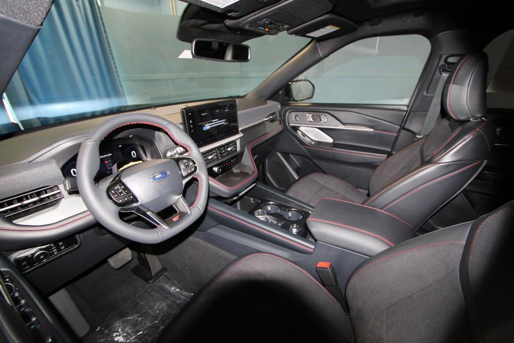 new 2025 Ford Explorer car, priced at $56,874