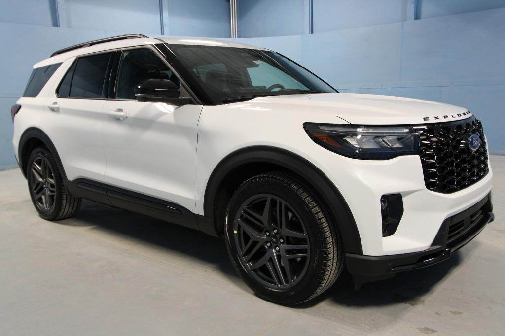 new 2025 Ford Explorer car, priced at $56,674