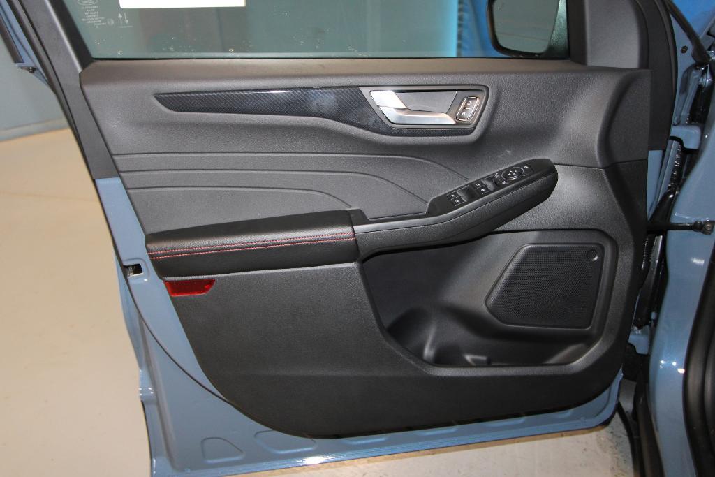 new 2025 Ford Escape car, priced at $31,917