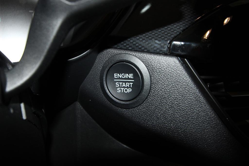 new 2025 Ford Escape car, priced at $31,917